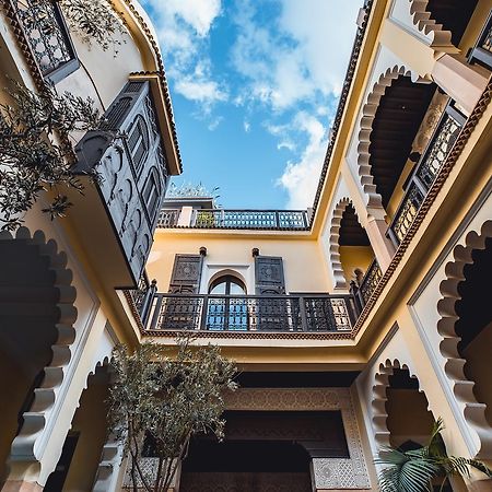 Ambre Epices Medina Riad Marrakesch Exterior foto The courtyard of the hotel