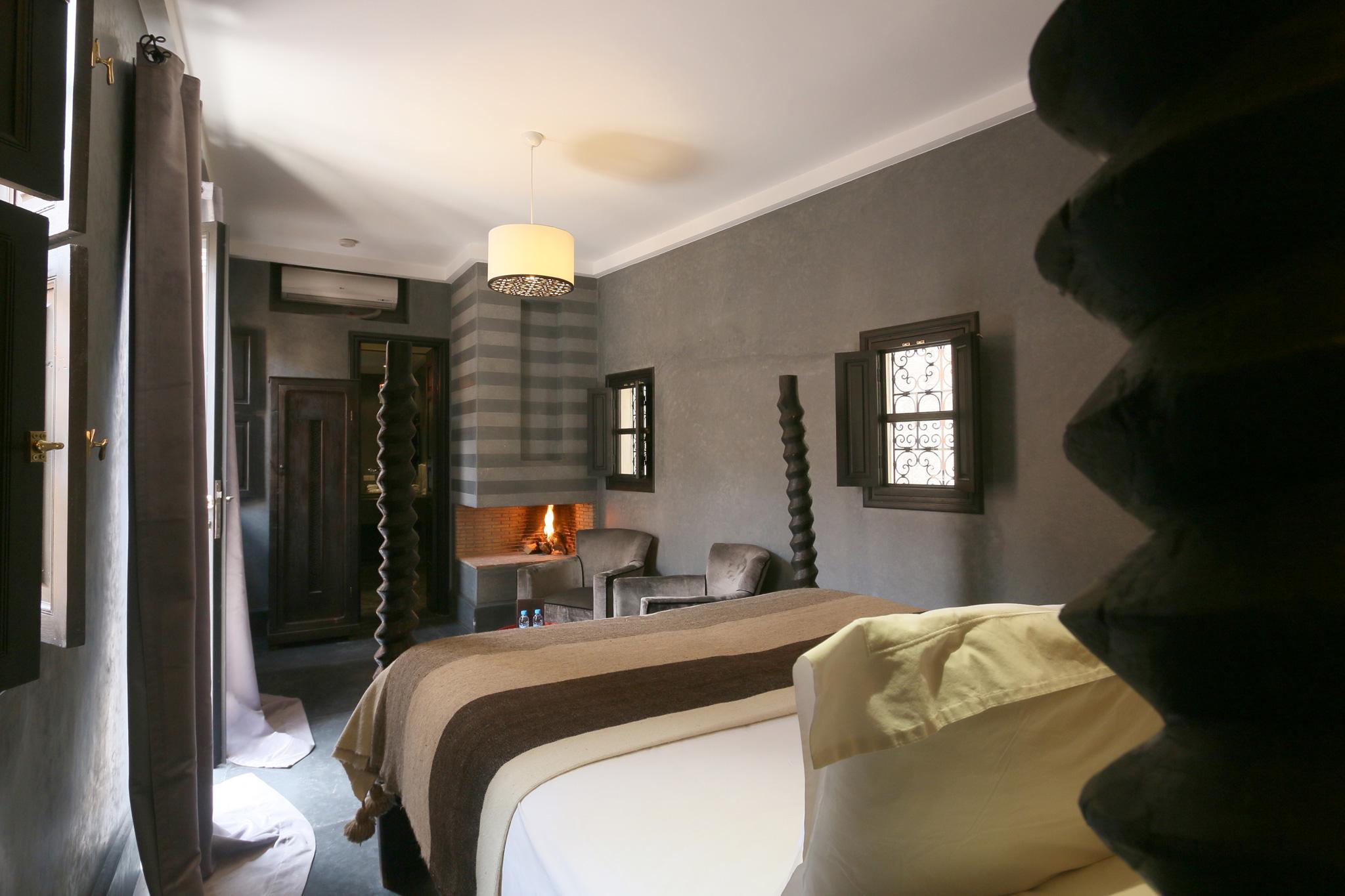 Ambre Epices Medina Riad Marrakesch Exterior foto A room at the hotel