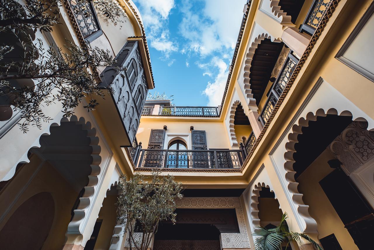 Ambre Epices Medina Riad Marrakesch Exterior foto The courtyard of the hotel