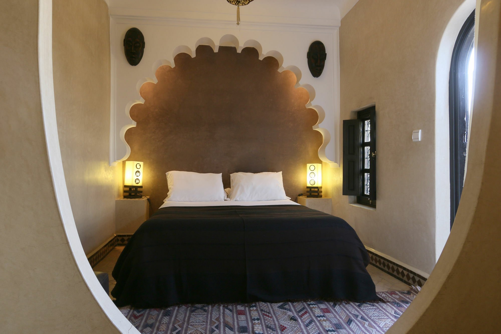 Ambre Epices Medina Riad Marrakesch Exterior foto A bedroom at the hotel